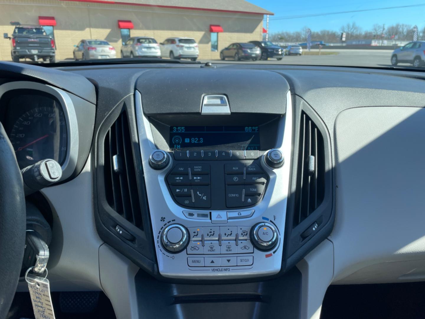 2015 White Chevrolet Equinox (1GNALAEK2FZ) with an 4-Cyl, 2.4 Liter engine, Automatic, 6-Spd transmission, located at 8008 Warden Rd, Sherwood, AR, 72120, (501) 801-6100, 34.830078, -92.186684 - Photo#18